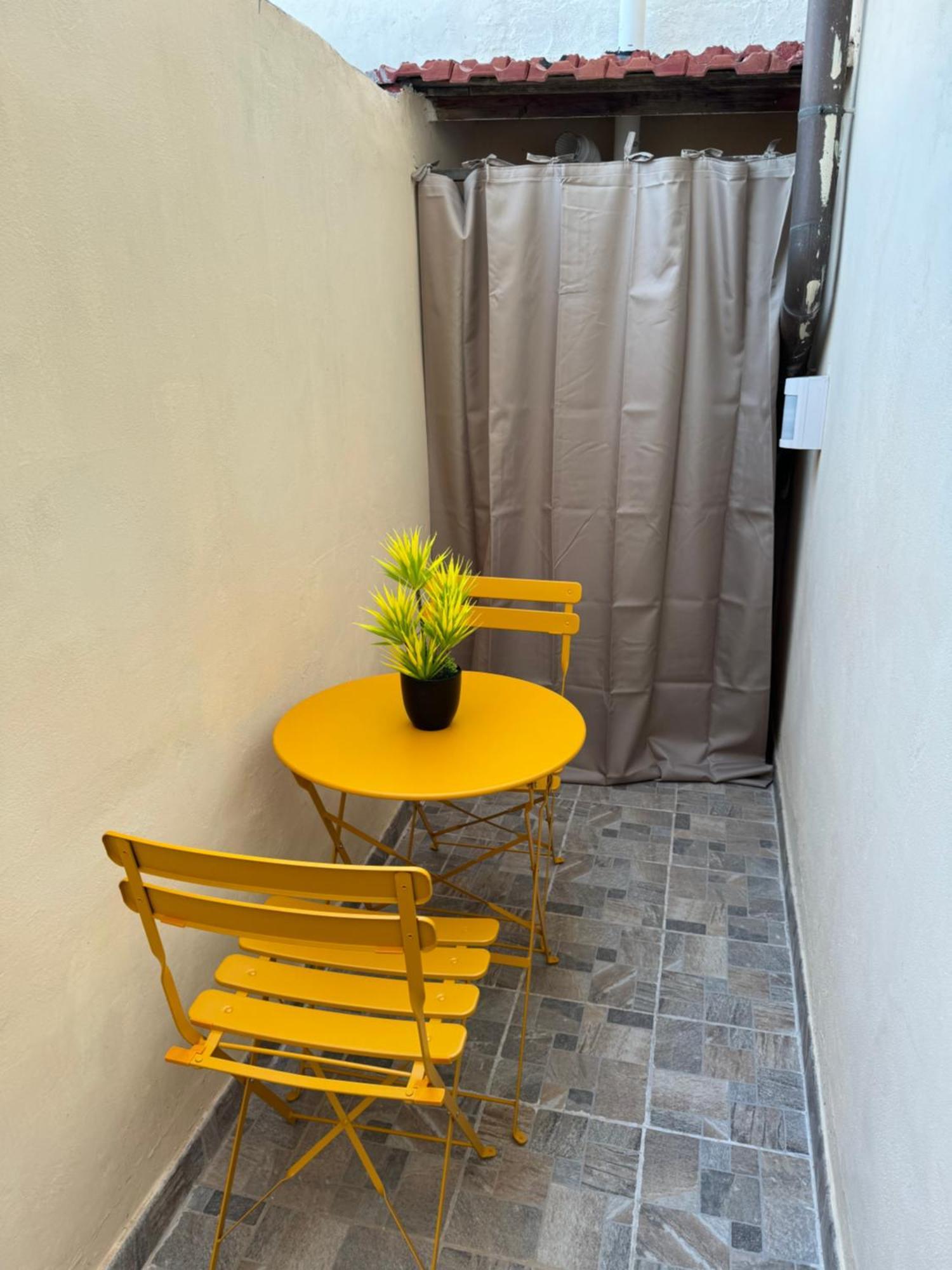 Ferienwohnung Onda Di Porta A Mare Livorno Exterior foto
