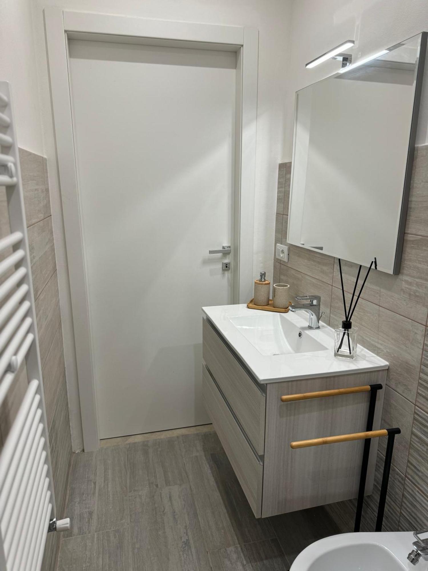 Ferienwohnung Onda Di Porta A Mare Livorno Exterior foto